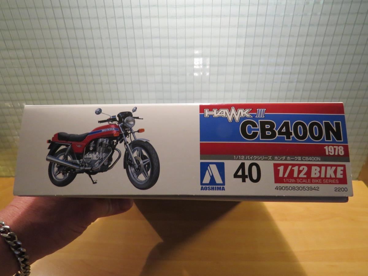 Miniature HONDA CB1000R CHROMOSPHERE RED 1/12