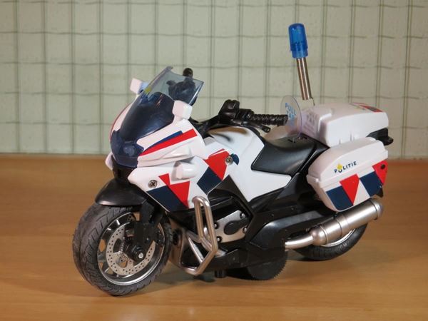 Picture of BMW R1200RT R1200 politie 1:18