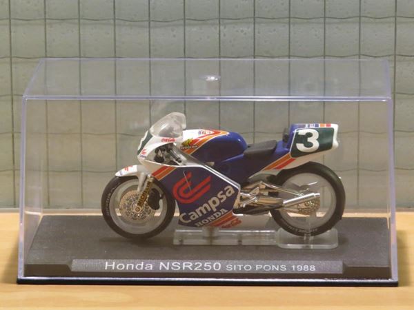 Picture of Sito Pons Honda NSR250 1988 1:24