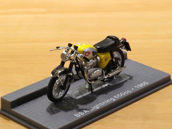 Picture of BSA lightning 650 1:24