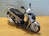 Picture of Honda SH125i motor scooter 1:12 zilver