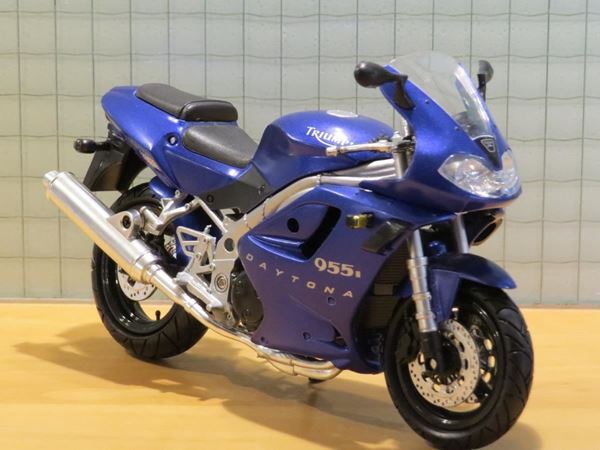 Picture of Triumph Daytona 955i 1:12