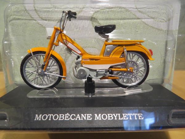 Picture of Motobecane Mobylette brommer 1:18 (M044)
