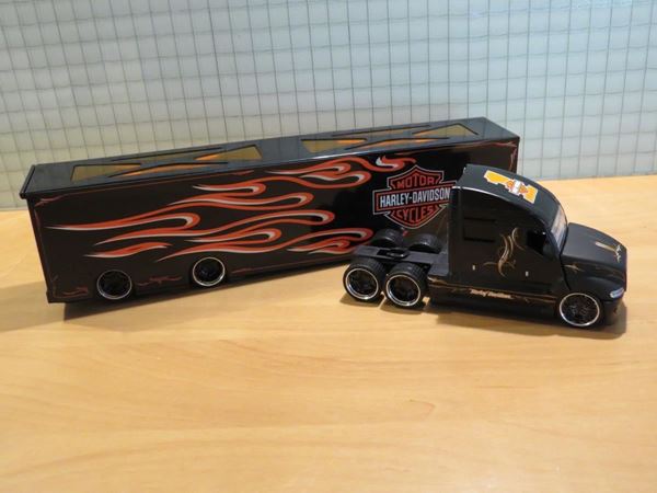 Picture of Harley Davidson Haulers truck 1:64