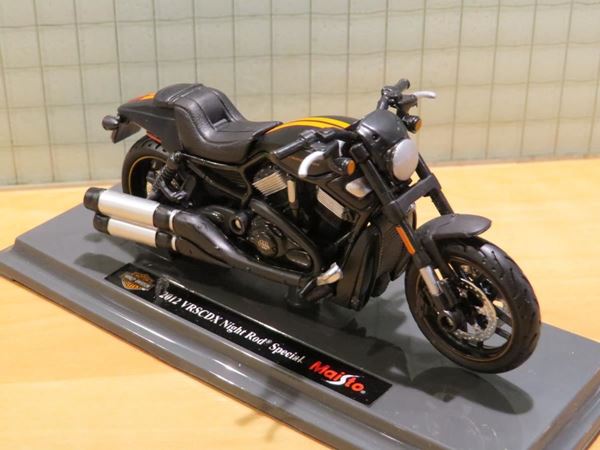 Picture of Harley Davidson VRSCDX Night Rod Special 2012 1:18 (n99)