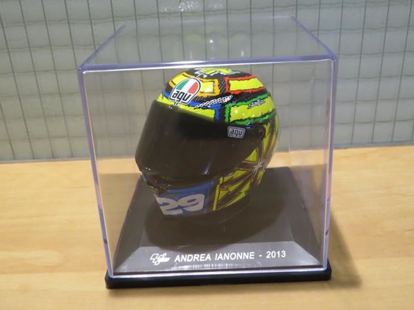 Picture of Andrea Iannone AGV helmet 2013 1:5