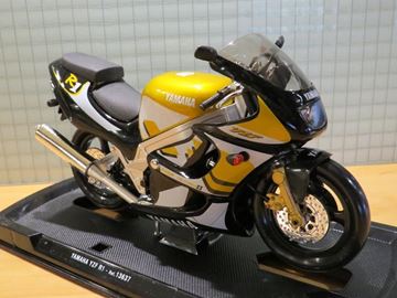 Afbeelding van Yamaha YZF1000 R1 1:10