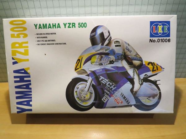 Picture of Bouwdoos Yamaha racing tech 1:18
