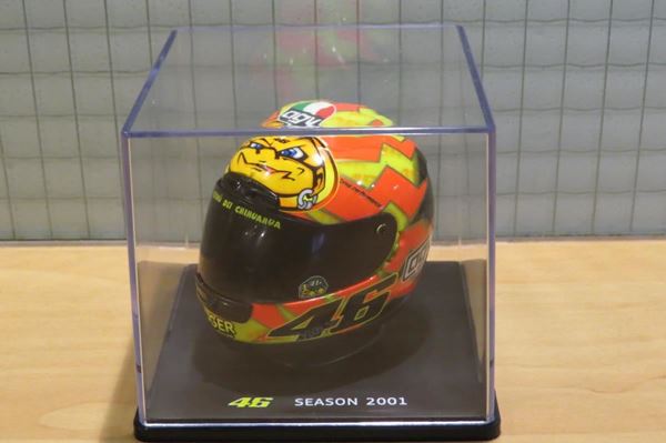 Picture of Valentino Rossi  AGV helmet 2001 1:5