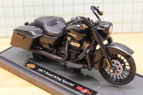 Picture of Harley Davidson road king special 1:18 (n111)