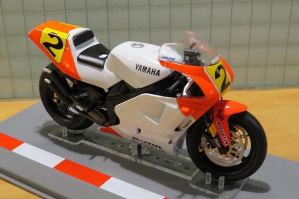 Picture of Wayne Rainey Yamaha YZR500 1990 1:18