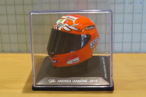Picture of Andrea Iannone AGV helmet 2016 test 1:5