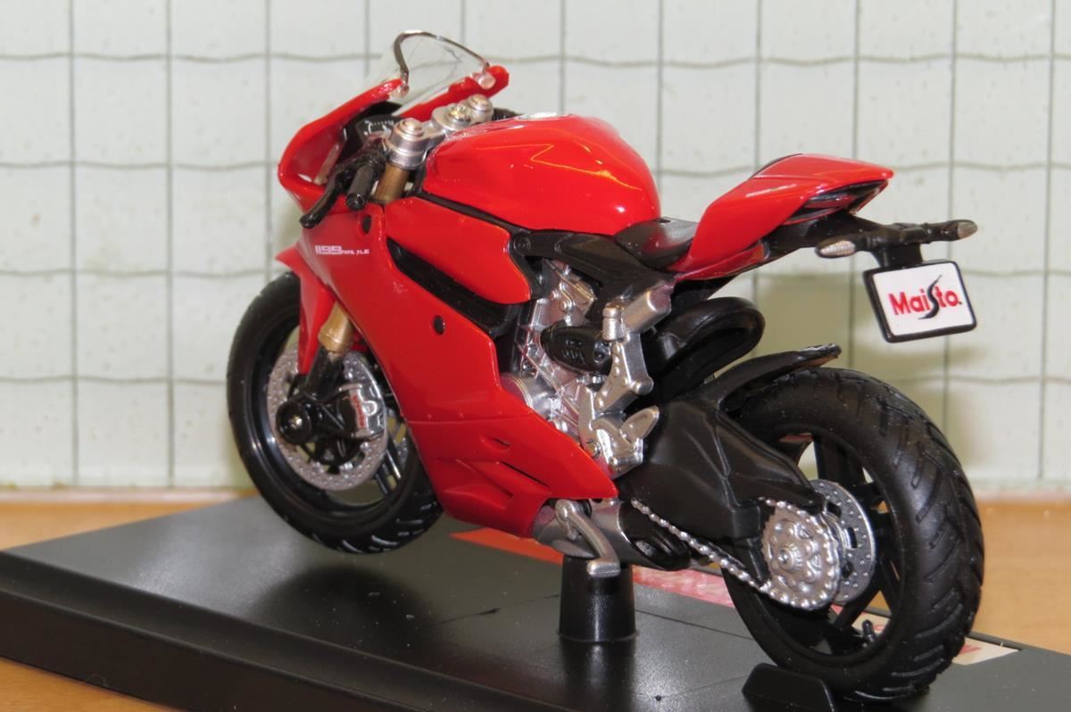 Maisto 1:18 Ducati 1199 Panigale 2011 Rouge - Modèle Miniature MI11092R | Collection Neuf