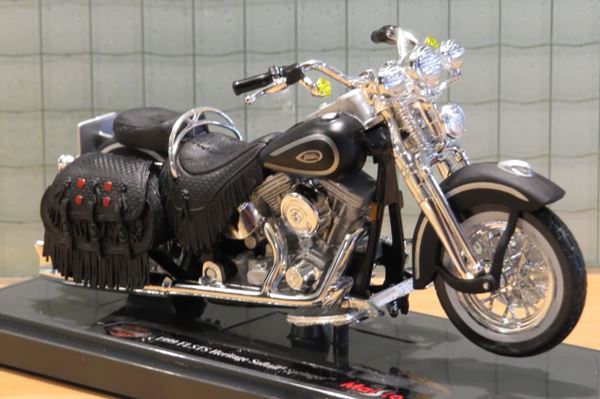 Picture of Harley Davidson FLSTS Heritage Softail Springer 1:18  (122)
