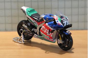 Afbeelding van Alex Marquez Honda RC213V 2021 1:18 Maisto 36377