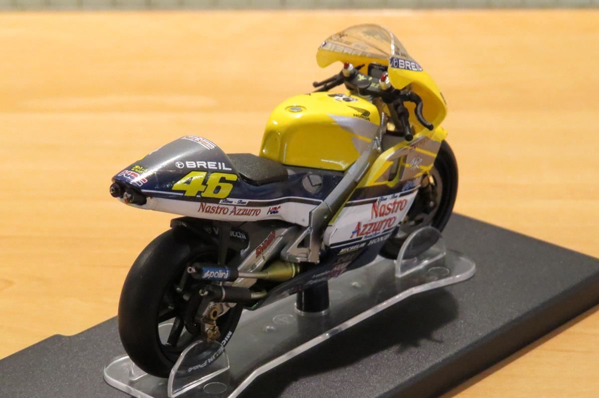Moto Miniature Honda NSR 500 Valentino Rossi Valencia 2000 - 1/18 Altaya - Modèle Collection