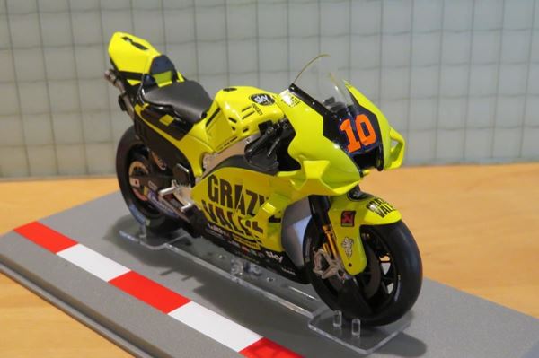 Picture of Luca Marini Ducati Desmosedici 2021 1:18 diecast