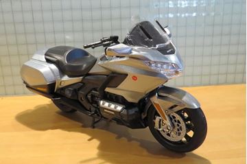 Afbeelding van Honda GL1800 Goldwing grey 1:12 62202