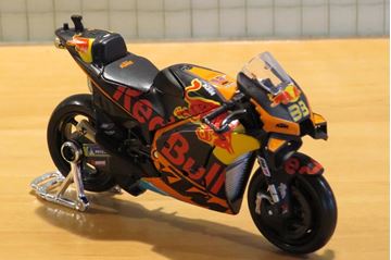 Afbeelding van Brad Binder KTM RC16 2021 1:18 maisto