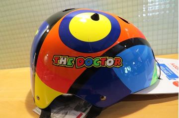 Afbeelding van Valentino Rossi kiddi moto helmet kras