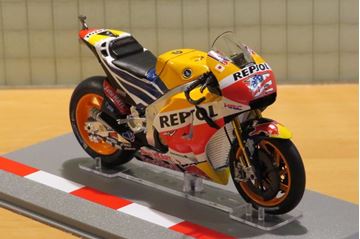 Afbeelding van Nicky Hayden Honda RC213V Phillip Island 2016 1:18