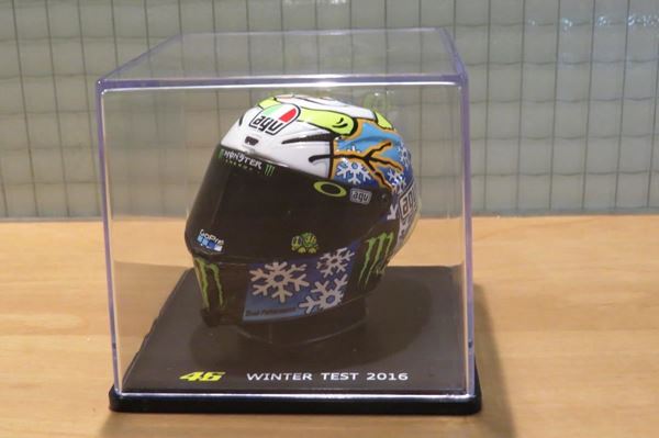 Picture of Valentino Rossi AGV helmet 2016 Sepang test 1:5