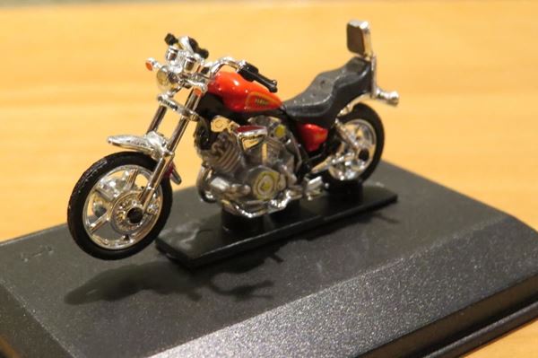 Picture of Yamaha Virago 1:43 cararama