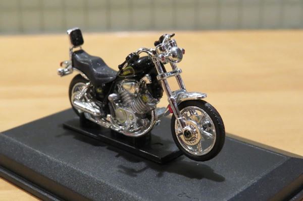 Picture of Yamaha Virago 1:43 cararama