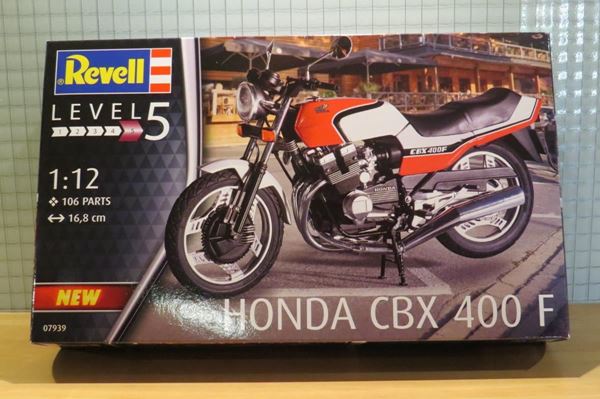 Picture of Bouwdoos Honda CBX400F level 5 , 1:12 Revell