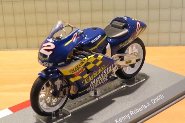 Picture of Kenny Roberts jr. Suzuki RGV500 2000 1:18 los