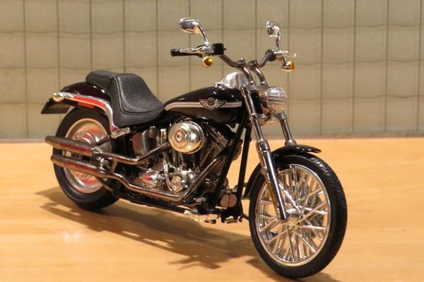 Picture of Harley Davidson Softail Deuce 1:18 diecast