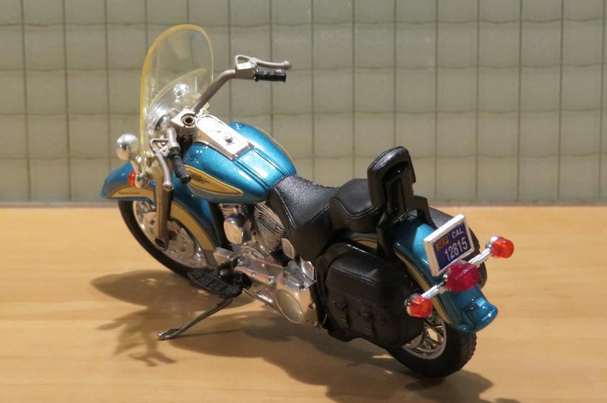 MOTO HARLEY-DAVIDSON CUSTOM CLASSIC rouge 1/10 GUILOY moto