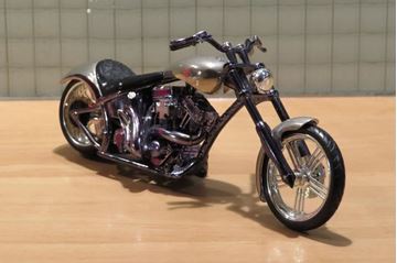 Afbeelding van West Coast Choppers el Diablo soft tail #2 bike 1:18 diecast