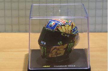 Afbeelding van Valentino Rossi AGV helmet 2014 Mugello 1:5
