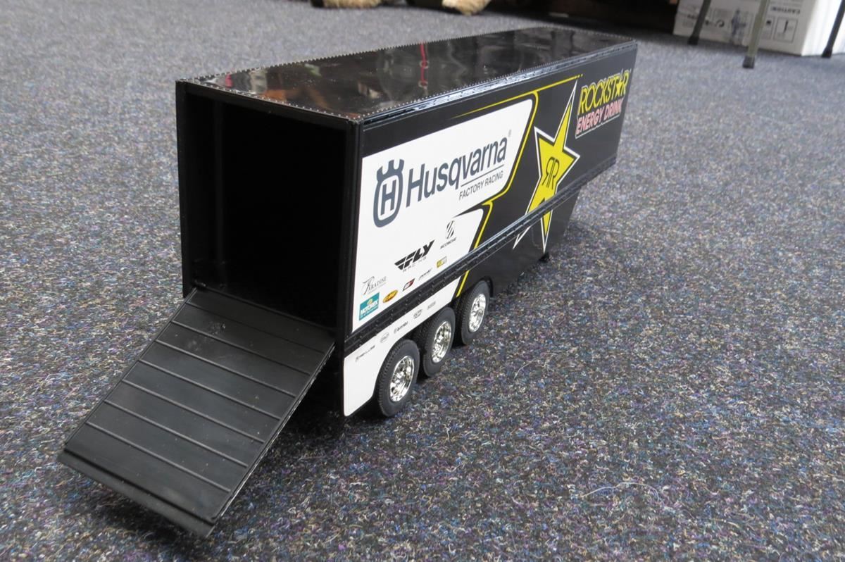 Husqvarna Rockstar racing truck 1:32