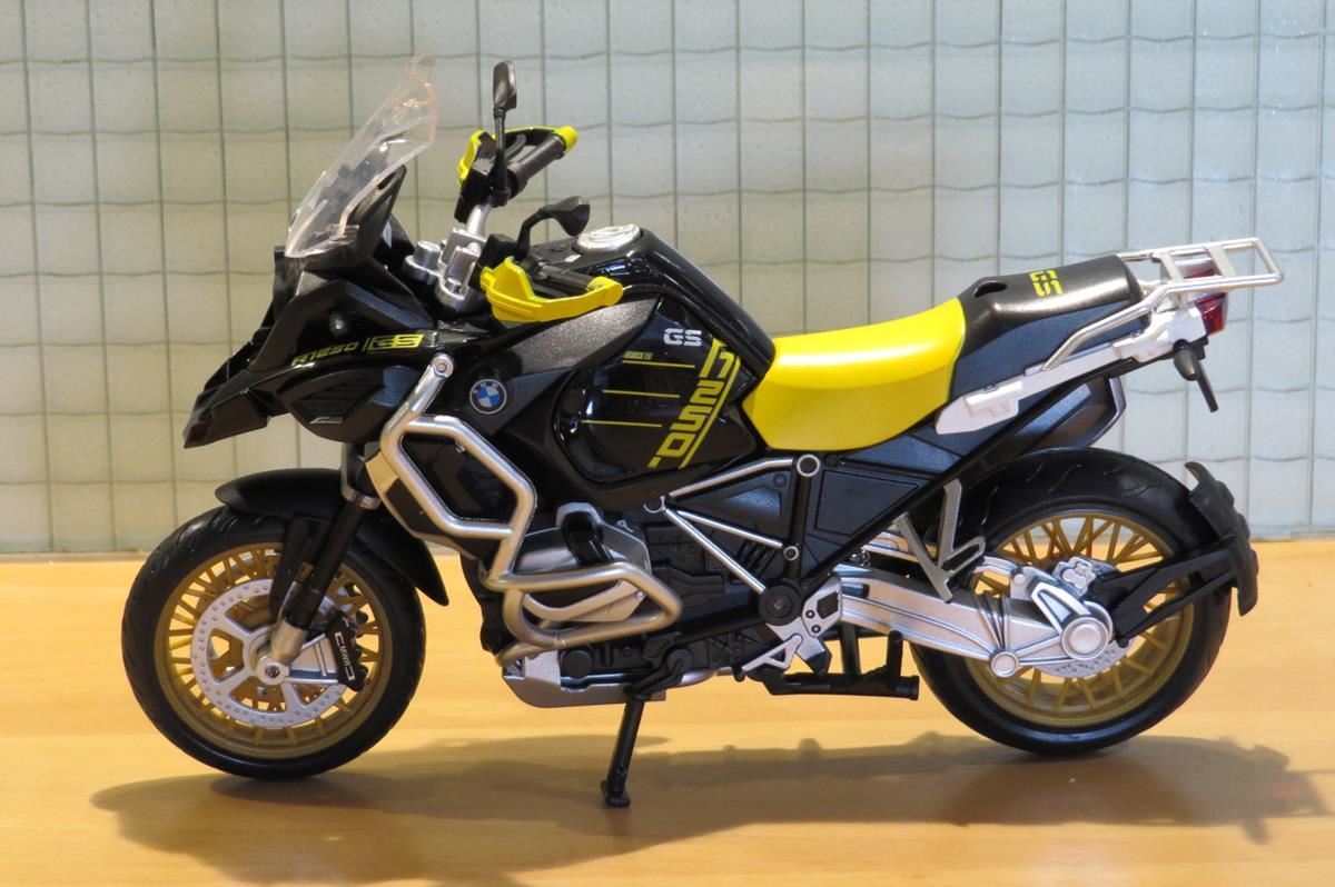 BMW R1250GS 1:12