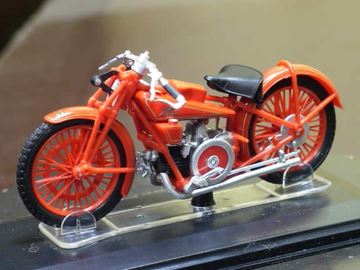 Afbeelding van Moto Guzzi Corsa C4V 1:24