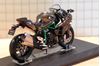 Picture of Kawasaki Ninja H2R 1:18 diecast