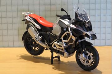 Afbeelding van BMW R1250GS HP 1:12 zw/zilv