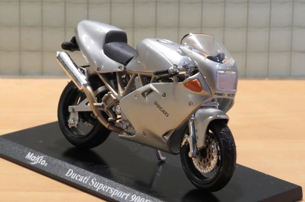 Picture of Ducati Supersport 900 FE 1:18 blister