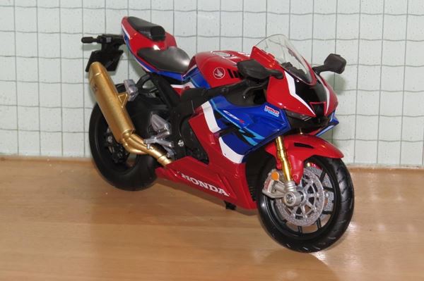 Picture of Honda CBR1000RR-R  SP Fireblade 1:12 blister