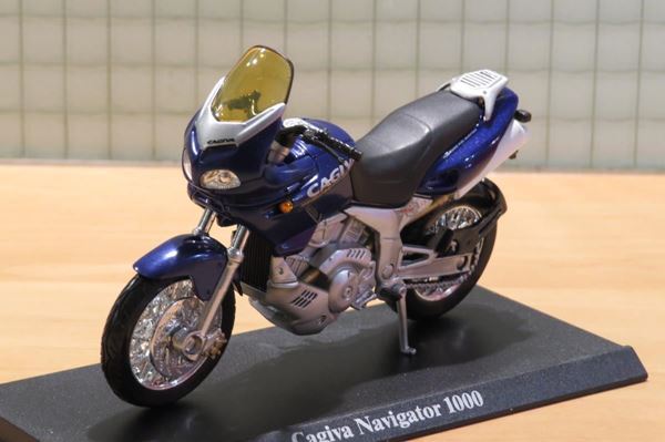 Picture of Cagiva Navigator 1000 1:18 blister