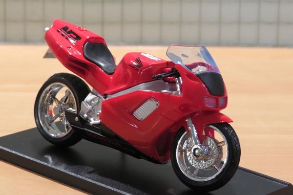 Picture of Honda NR750 1:18 blister