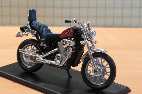 Picture of Honda VT600c VLX Shadow 1:18 blister