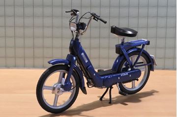 Afbeelding van Vespa Piaggio Ciao blue brommer 1:10