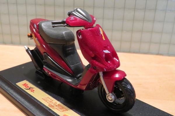 Picture of Malaguti Phantom F-12 1:18