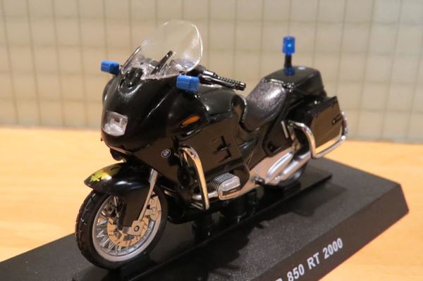 Picture of BMW R850RT Corazzieri 1:24 2000