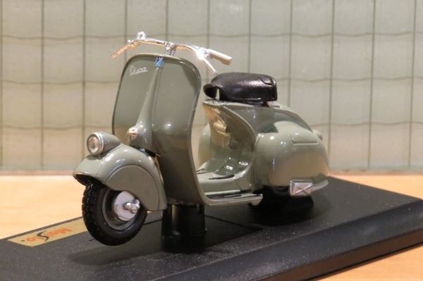 Picture of Vespa 98 1946 1:18 (V16)