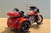 Picture of Harley Davidson CVO Tri Glide Ultra 1:12 32337