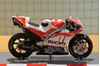 Picture of Andrea Dovizioso Ducati Desmosedici 2017 1:18 los